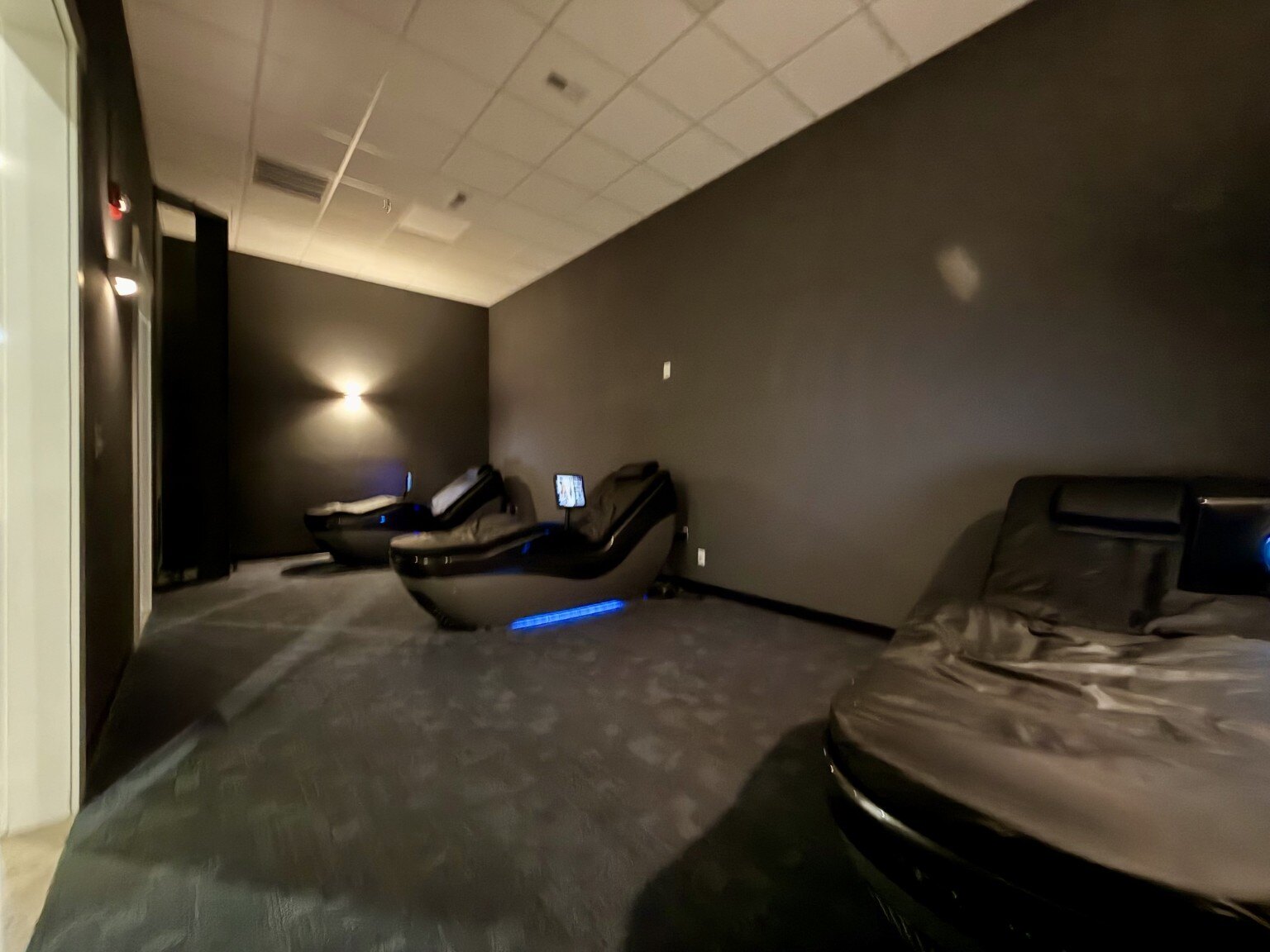 HydroMassage recovery room at City Fitness in Lexington, NC